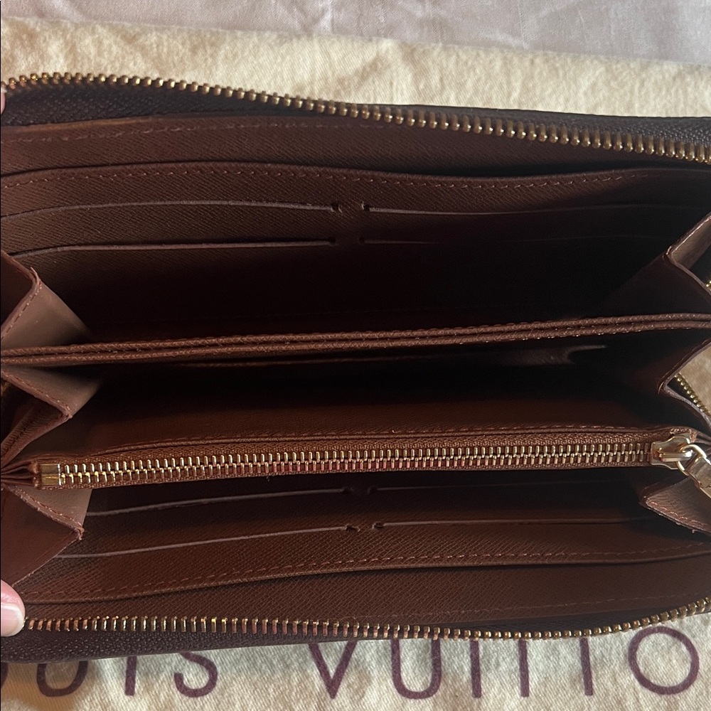 ✨Louis Vuitton Floral Wallet - Brown and Pink✨ - Picture 12 of 16